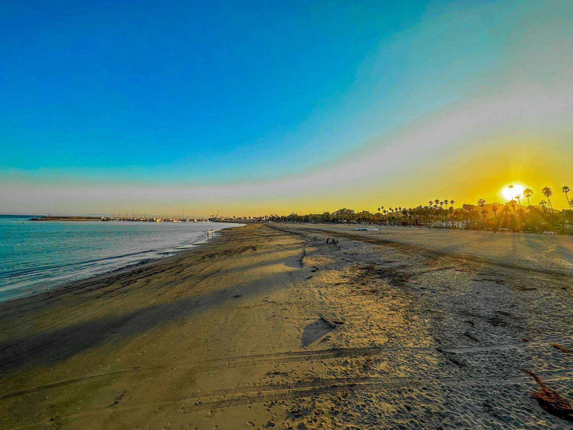 Ith Santa Barbara Beach Hostel Ngoại thất bức ảnh